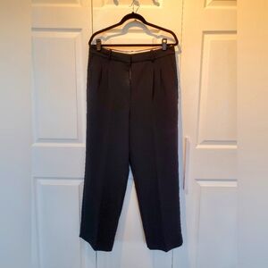 Aritzia Wilfred short black Effortless Pants size 12